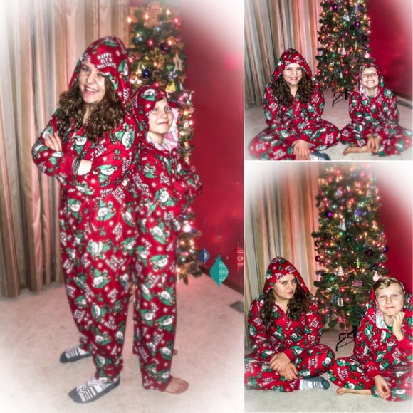 MERRY ELFIN CHRISTMAS! - Picture 1 of 8